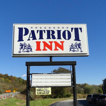 Patriot Inn Spencer 外观 照片